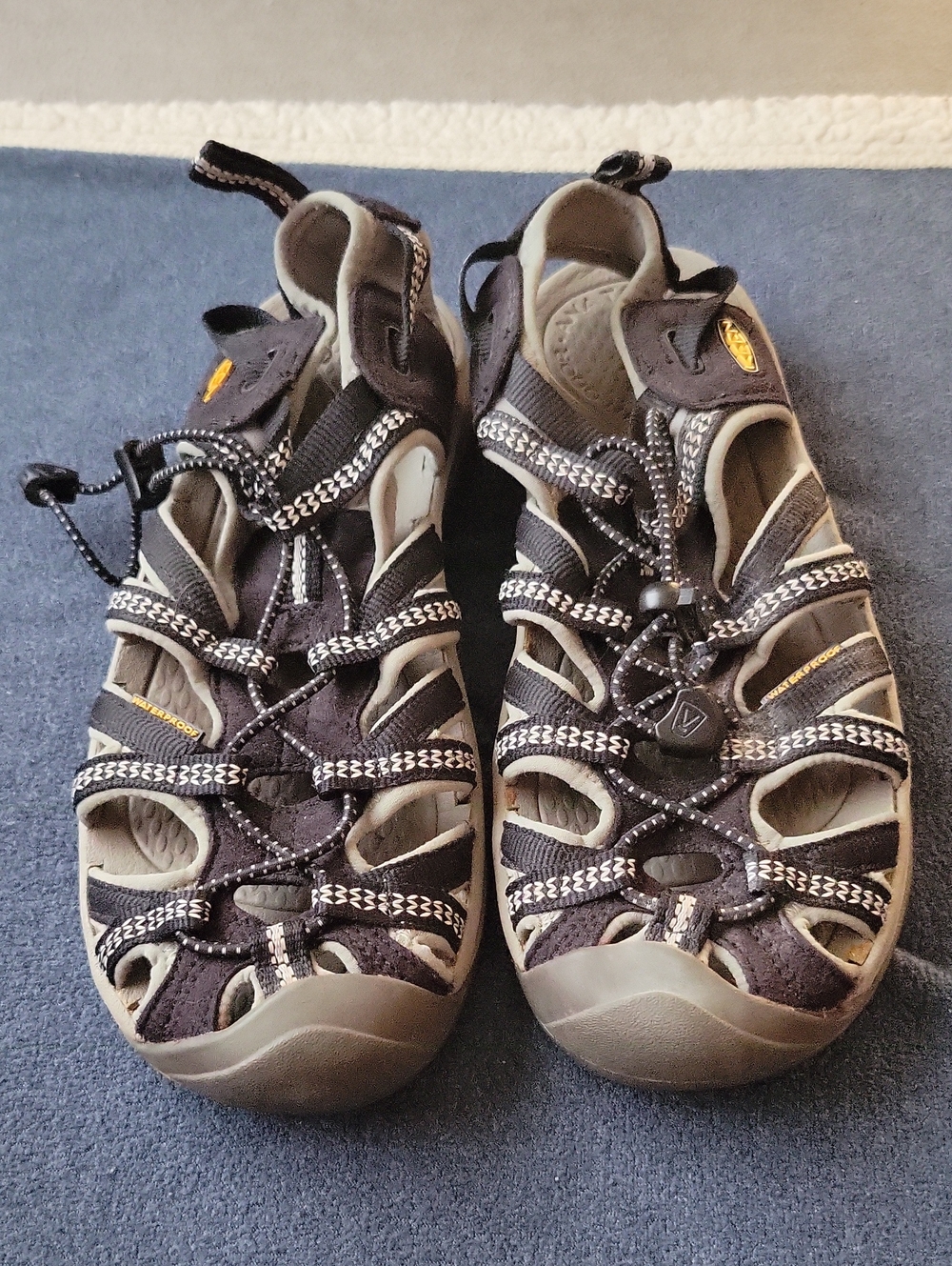 Keens Whisper Waterproof Sandals Womens 8